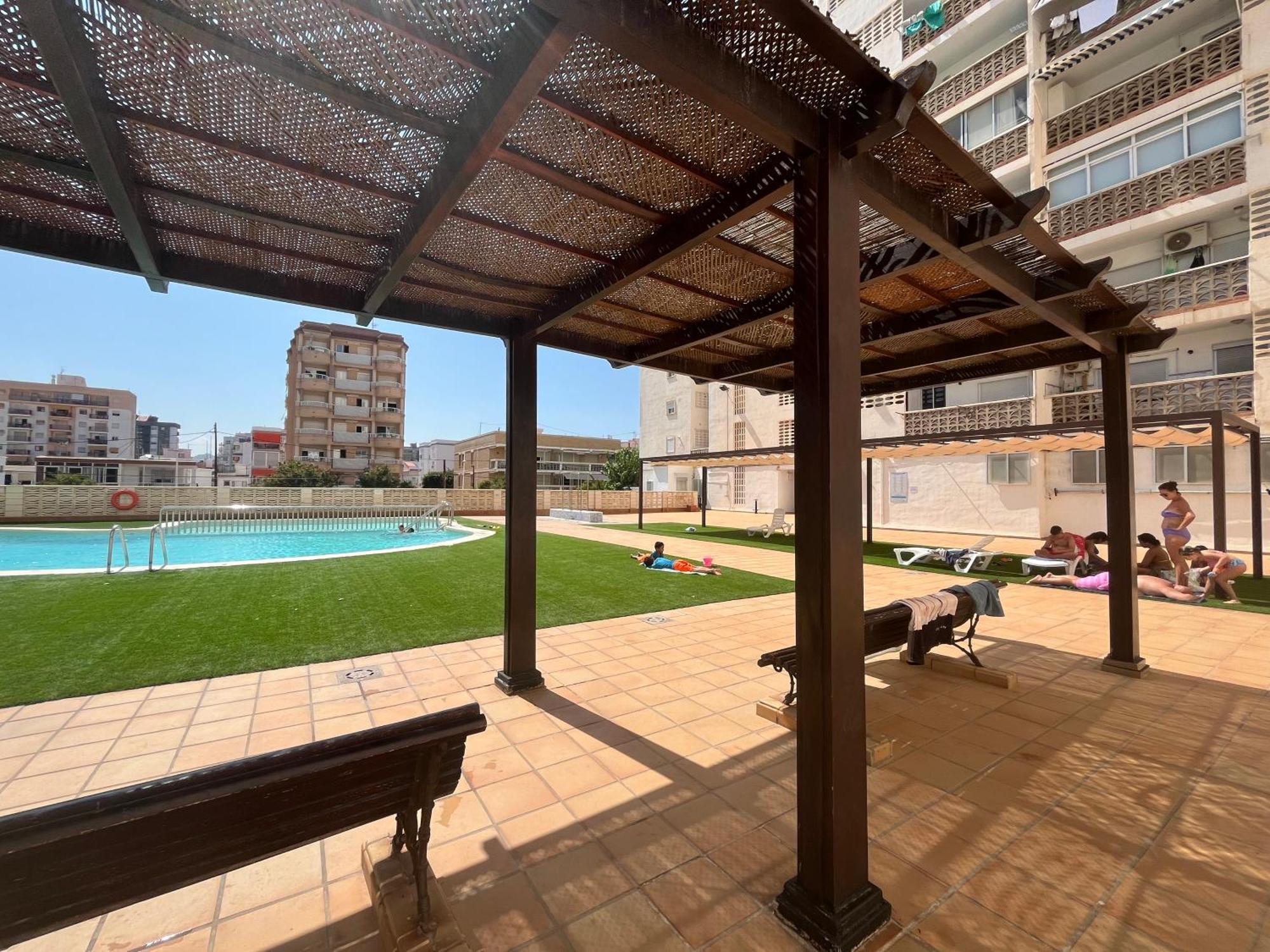 Apartment 1ª Linea De Playa - Con Piscina Y Parking