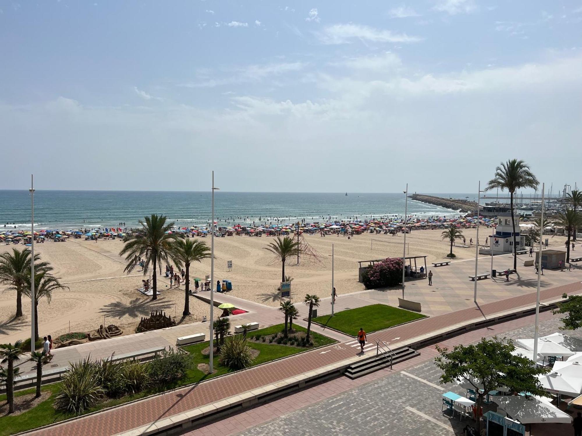 Apartment 1ª Linea De Playa - Con Piscina Y Parking Playa de Gandia